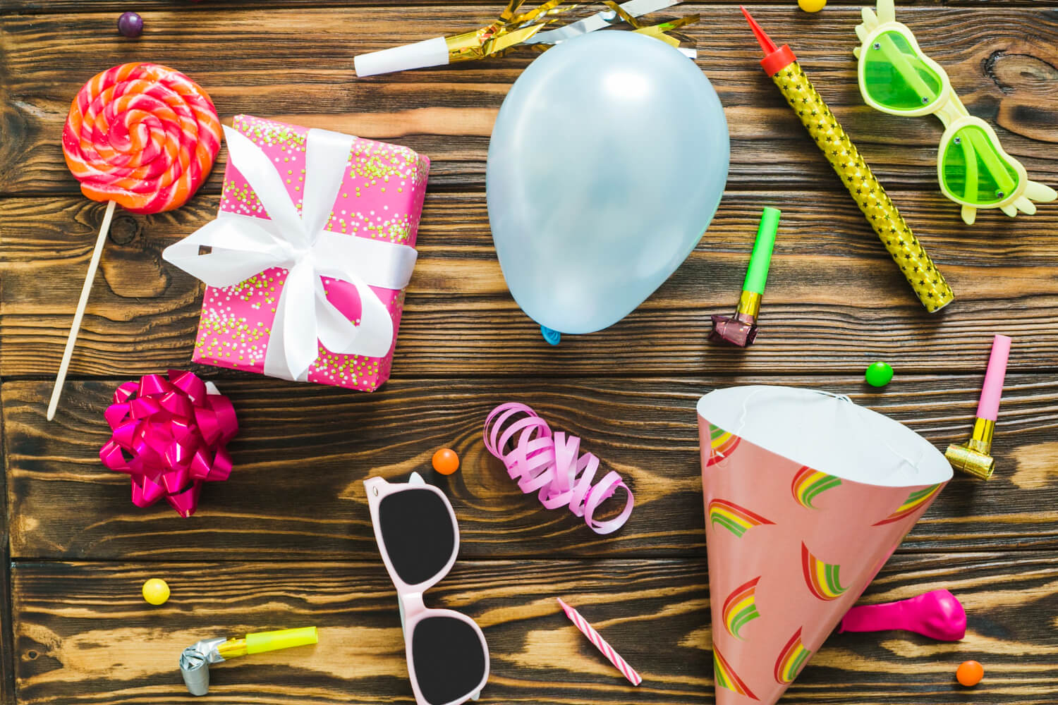 Birthday Party Accessories Online in Pakistan